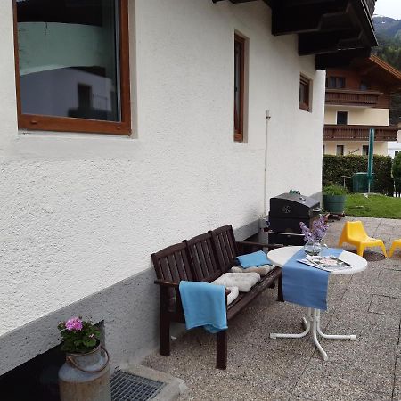 Haus Putzas Appartment Niedernsill Exterior photo