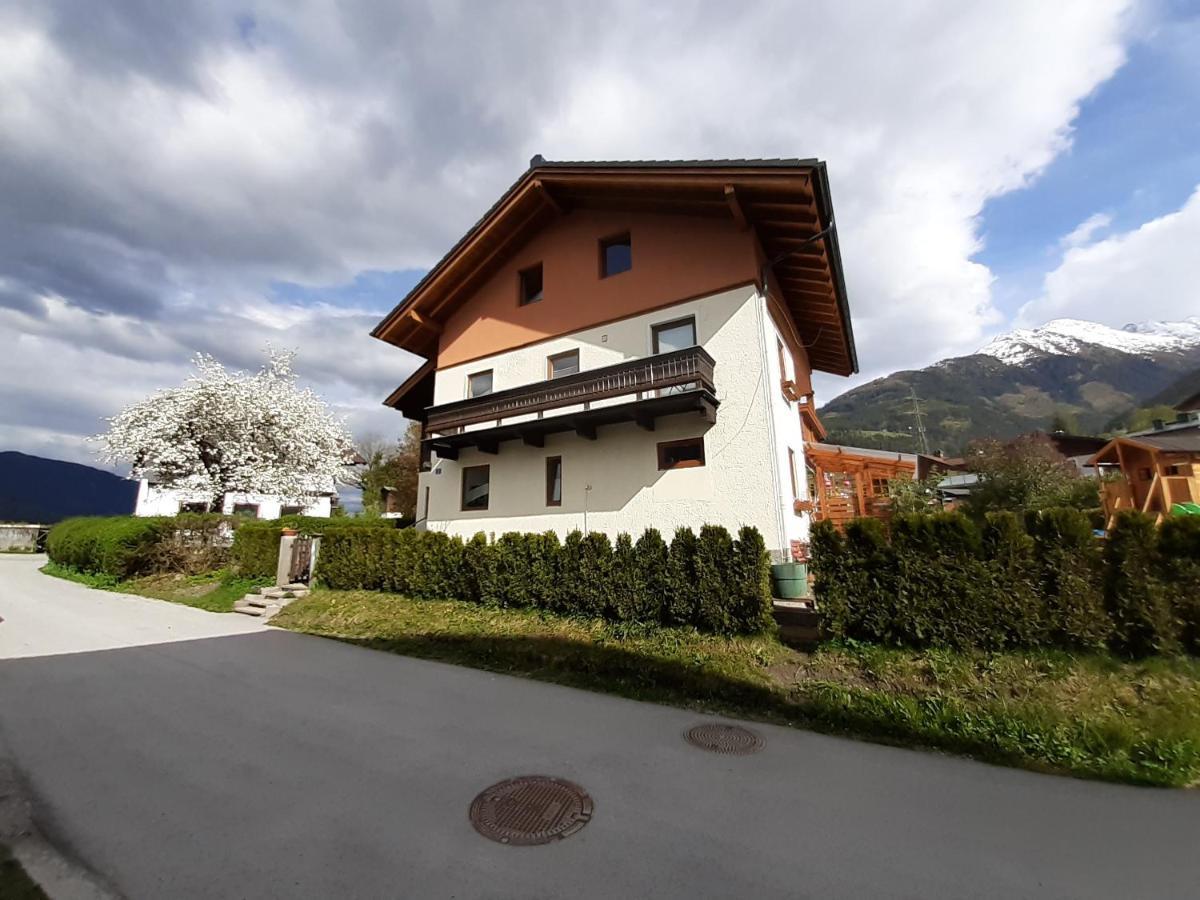 Haus Putzas Appartment Niedernsill Exterior photo